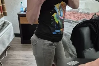 Big booty blonde ready to suck... - Image 3