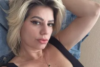 latina sexy. lista para hacert... - Image 2