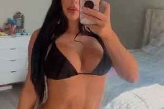 here for a few hrs dont miss out - Image 1