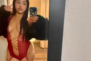 CURVY 5'2 SWEET SEDUCTIVE LATI... - Image 1