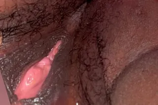 🎀DOMINICAN BBW 🎀𝒟𝑒𝓁𝒾𝒸𝒶𝓉𝑒 𝓉𝑜𝓊𝒸𝒽 𝓌𝒾𝓉𝒽 𝒶 𝓅𝓇𝑒𝓉𝓉𝓎 𝒻𝒶𝒸𝑒 - Image 4