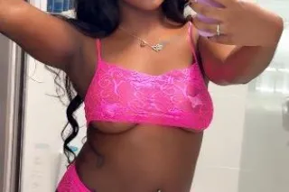 Your favorite chocolate 🍫 freak in town for the night call me now papi ❤ - Image 7