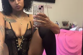 Sexy Carmen - Image 6