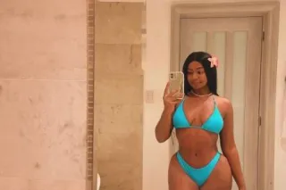 SOY ARIANA ESTOY DE VUELTA BAB... - Image 3