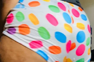 Hot Sexy Quees Available Now L... - Image 2