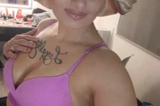 DATY LOVING GIRL outcall only right now - Image 9