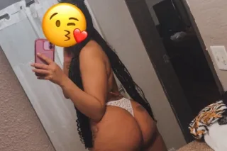 💦💜Hey Babies im in TOWN for a ... - Image 2