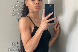 cute with a lil booty😘 - Image 3