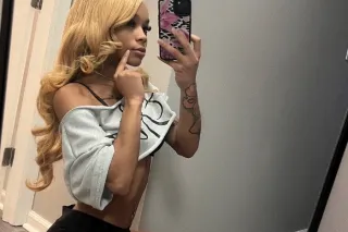 cute with a lil booty😘 - Image 4