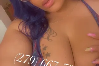 𝐓𝐇𝐈𝐂𝐊 ᴀɴᴅ 𝐏𝐑𝐄𝐓𝐓𝐘 WITH A 𝐖𝐇𝐎𝐋𝐄 ... - Image 2