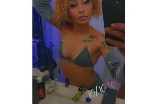 Happy 😁 National Whores Day 🫦👯... - Image 1