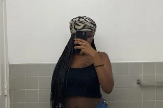 OUTCALLS ONLY 🔥 ITTY BITTY & PRETTY 😏THROAT GOAT👅💦😍 - Image 1