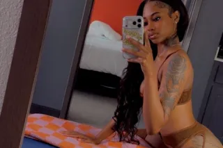 ONLY HERE FOR ONE DAY!! 💦𝐁𝐞𝐚𝐮𝐭𝐢𝐟𝐮𝐥 𝐂𝐚𝐫𝐚𝐦𝐞𝐥 𝓔𝔁𝓸𝓽𝓲𝓬 𝓑𝓮𝓪𝓾𝓽𝔂 🍯💦 𝟏𝟎𝟎% 𝐑𝐞𝐚𝐥 ➜ 𝒲ℯ𝓉𝓉ℯ𝓇 & ℬℯ𝓉𝓉ℯ𝓇 💦 𝐹𝑢𝑛??? - Image 2