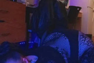 Sexy thick azz - Image 9