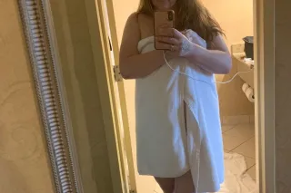 WET AND READY - 29 - Image 1