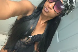 Hey baby 👋🏾 . Here for a minute then leaving town Cmere💦😏 - Image 6