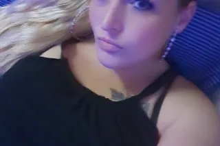 MzAngel🫦 needs some special attention 😺 - Image 11