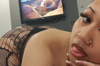 CAN YOU MAKE THIS PUSSY SQUIRT🥴🫦 - Image 7