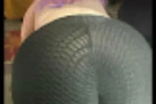 O.G.🔥MILF🔥💋 WANNA PLAY - 40 - Image 1