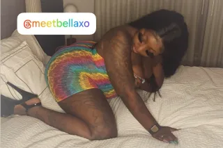 FREAKY BELLA👅🍆💦 INCREDIBLE SKI... - Image 2