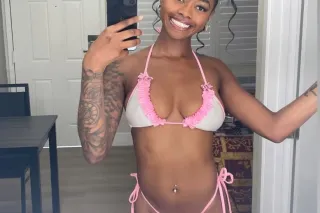 Outcall available ❤ - 20 - Image 1