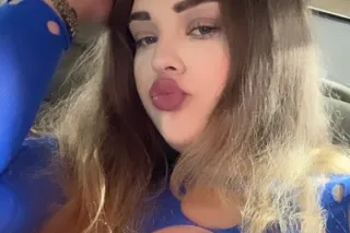 Stuck In The House/Office😒Let Me Be Your Online Escape🏝💋📲 - Image 8