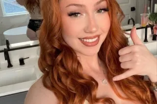 Available sexy queen 💋Incall/ Outcall✔ Car/ Hotel 24/7✅I sell y content and Facetime Shows✅ If you interested Text me Now📱 - Image 3