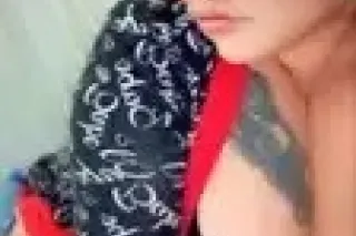ThicKn cuRvy Cajun Qt.... avai... - Image 1