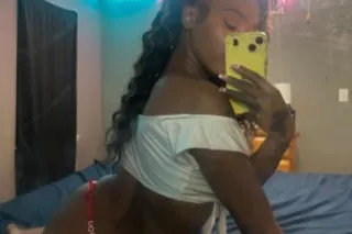 NEW IN TOWN VISITING 🥰😜Hi daddy😍 Cum have fun 💦 outcalls & incalls 🥰 - Image 9