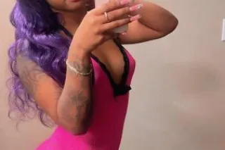 sweet & petite 💞🫦 ebony doll 💕... - Image 1