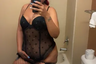 💋Incall FACETIME SHOWS HEY GUYS MY THOART 👅 IS OPEN DEEP & WET 🍆💦come try me out so i can show you what this mouth do im a monster with it i eat that dick🍆😚 right up 💦 - Image 5