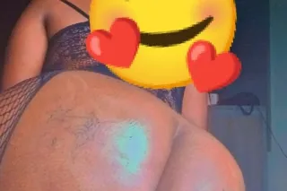 Natural seductive Big Booty 👄🍑... - Image 2