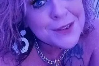 Mature 36yo Independent | Hosting & Traveling | Snap Me Fast - Image 3