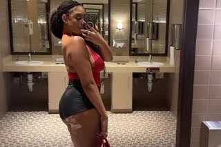 Thick Ebony babe in Windsor 😍 TEXT TO BOOK 😍 - Image 5