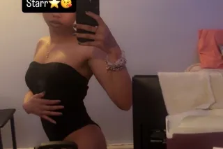 Slim petite lightskin😍💕 - 21 - Image 3