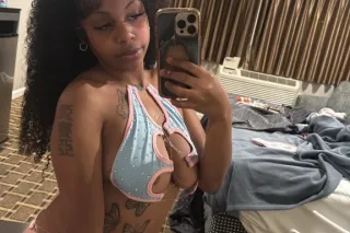 sexxy caramel brownskin 🥰🍪⭐👅 - Image 10