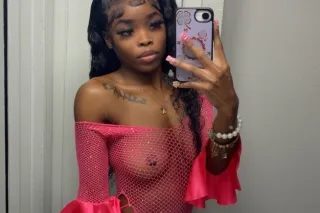 EVERY MAN'S FANTASY😍💦100% REAL🥂𝐀𝐕𝐀𝐈𝐋𝐀𝐁𝐋𝐄 NOW📲 - Image 5