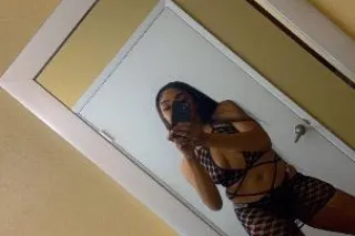 Your Favorite Deep Throat Specialist is Back Now Dont miss Out - Image 1