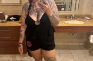 more pics of me and to communicate faster @babybabe26262Talk to me on there too many spam and scammers on these escort sites now days just message me on there - Image 9