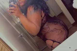 #1 Chocolate BBW💦👅Sloppiest We... - Image 1