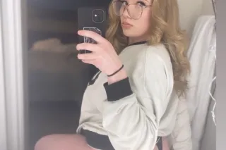 IM BACK!!😍🥰Sweet 🍭Sexy🐇Snow Bu... - Image 4