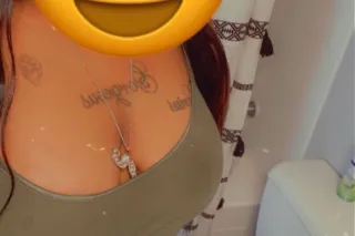 😌🤫$60 ALL 3 HOLES🥰😌 (ONLY TODA... - Image 2