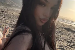 Sexy and Wet 👅💋 - Image 5