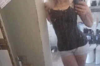 I'm The Hot Girl Next Door Typ... - Image 2