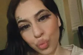 petite latina 💦 - 24 - Image 3