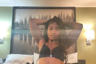 pretty,petite,wet 💦💦 - Image 2