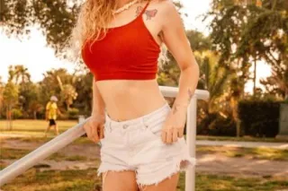 Can I Be Your Little Secret - Image 3
