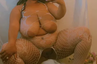 NEW GIRL IN TOWN 💋COME PLAY WITH MY MELONS💋 - Image 5