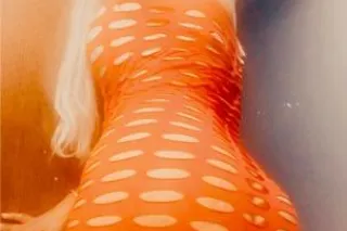 hourglass figured busty blonde unlimited fun - Image 10