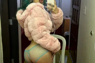 PETITE LATINA NEW BOOTY HERE -... - Image 3